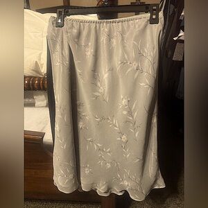 Worthington silk skirt
